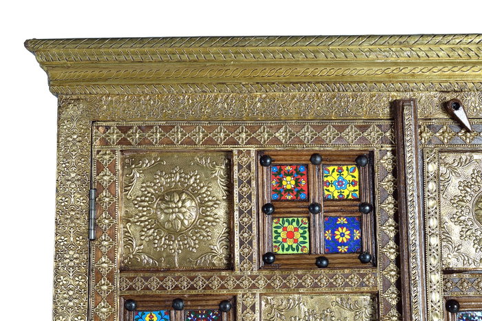 Giner y Colomer Armario 2 Puertas Madera Acacia Cerezo Detalles Azulejo Bronce Repujado 180x100x45 cm